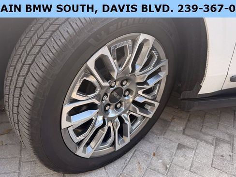 Used 2023 GMC Yukon Denali Ultimate image 34