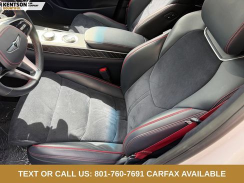 Used 2022 Genesis GV70 3.5T Sport w/ Sport Prestige Package AWD/4WD image 29