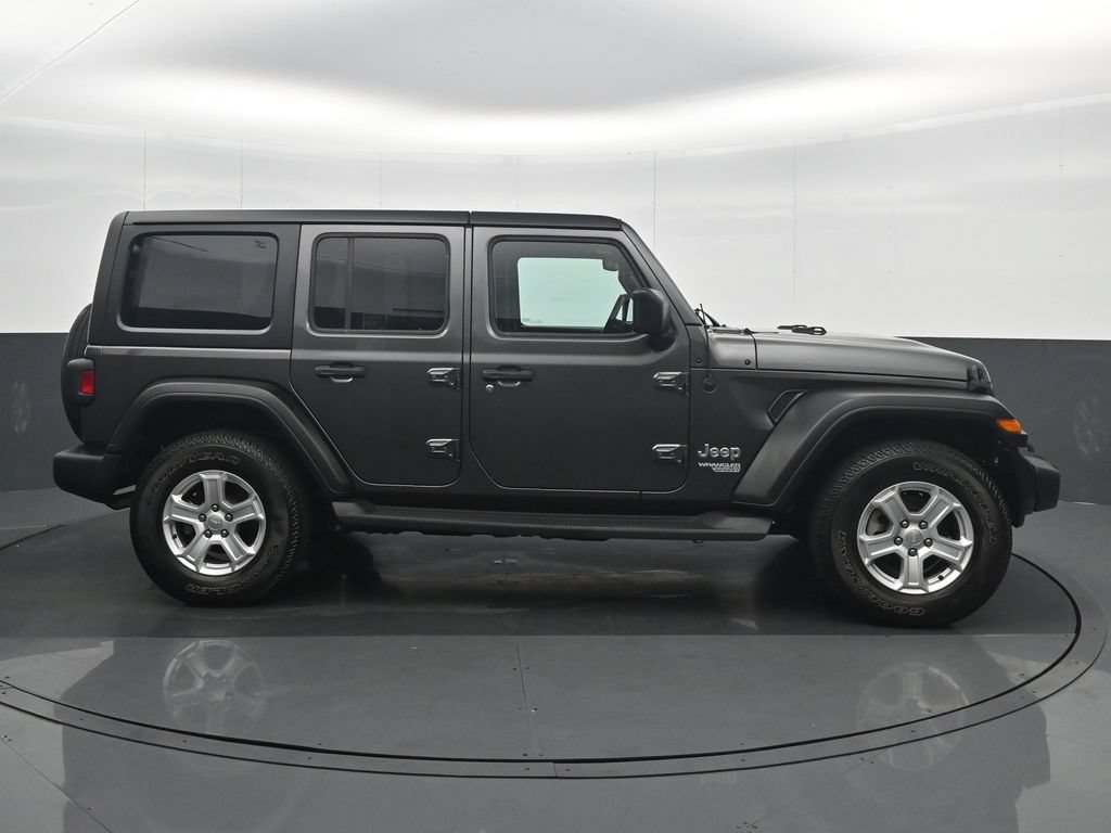 Used 2018 Jeep Wrangler Unlimited Sport AWD/4WD image 7