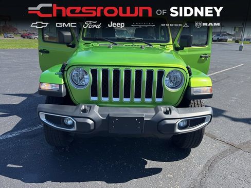 Used 2019 Jeep Wrangler Unlimited Sahara w/ Uconnect 4C Nav & Sound Group AWD/4WD image 21