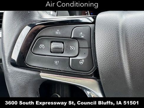 Used 2024 Buick Enclave Premium AWD/4WD image 20