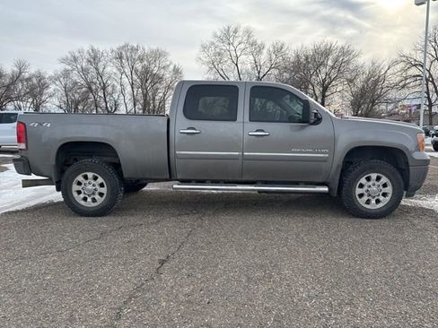 Used 2013 GMC Sierra 2500 Denali image 2