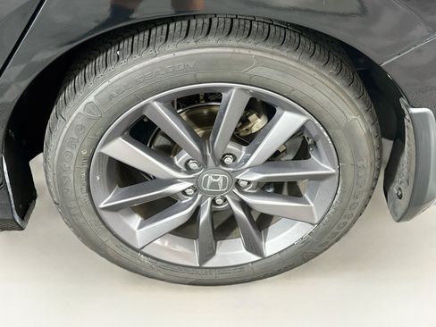 Used 2019 Honda Civic EX image 11