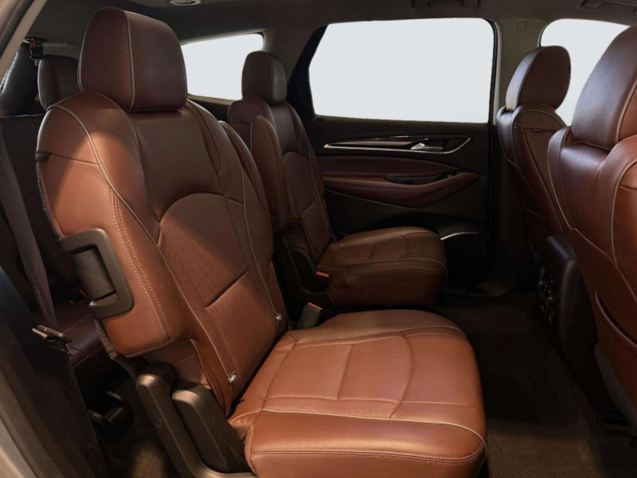 Used 2019 Buick Enclave Avenir w/ Avenir Technology Package AWD/4WD image 38