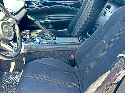New 2026 MAZDA MX-5 Miata Club w/ Interior Package RWD image 13