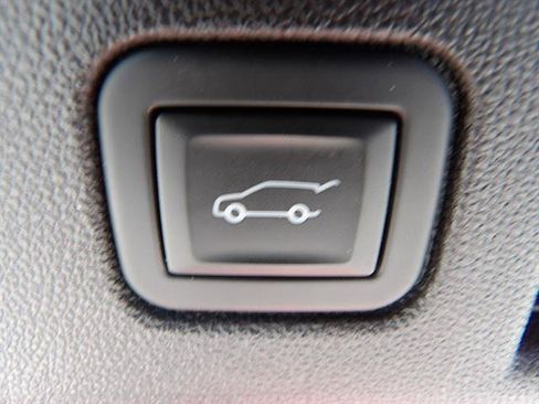 Certified 2024 Chevrolet Equinox LT AWD/4WD image 38