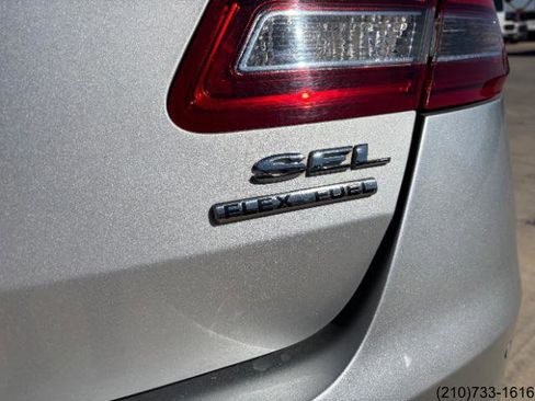 Used 2017 Ford Taurus SEL image 13
