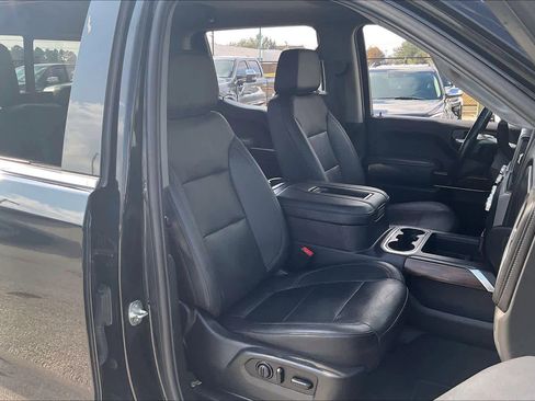 Used 2021 GMC Sierra 1500 SLT image 8