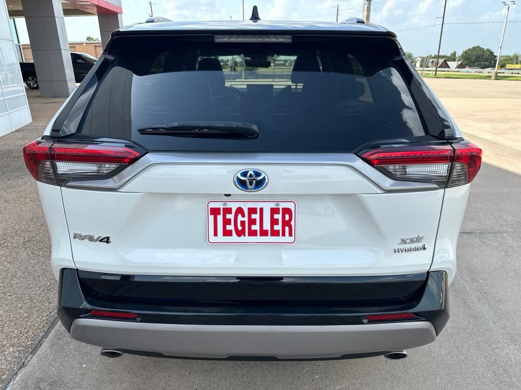 Used 2022 Toyota RAV4 XSE AWD/4WD image 6