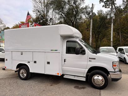 Used 2011 Ford E-350 and Econoline 350 Super Duty w/ Interior Upgrade Pkg