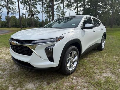 New 2026 Chevrolet Trax LS w/ LS Convenience Package