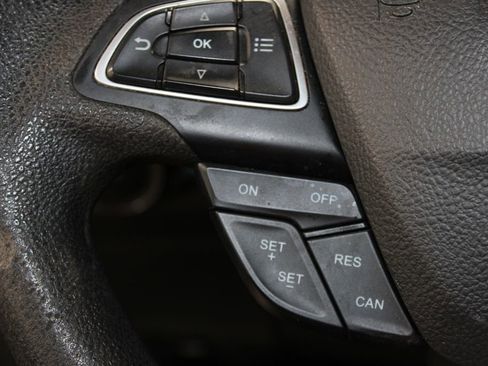 Used 2021 Ford EcoSport SE w/ SE Convenience Package image 42