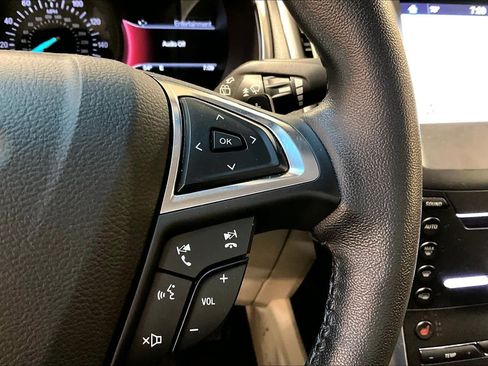 Used 2017 Ford Edge Titanium image 25