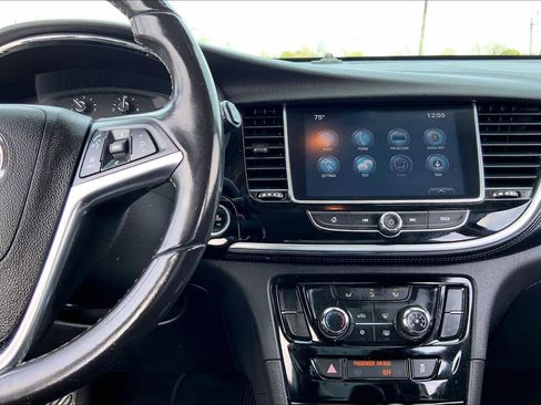 Used 2018 Buick Encore Preferred image 6