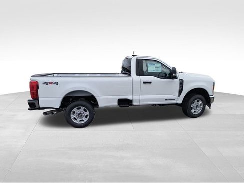 New 2025 Ford F250 XLT image 14
