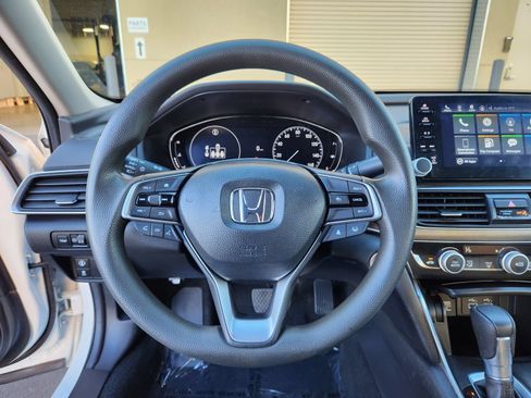 Used 2021 Honda Accord LX image 14