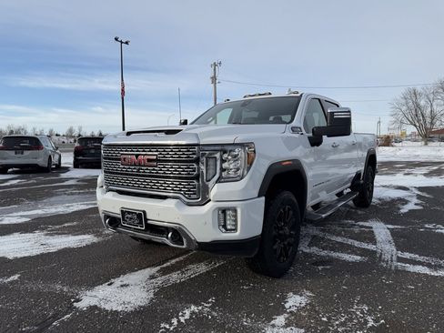 Used 2022 GMC Sierra 2500 Denali w/ Denali Ultimate Package image 12