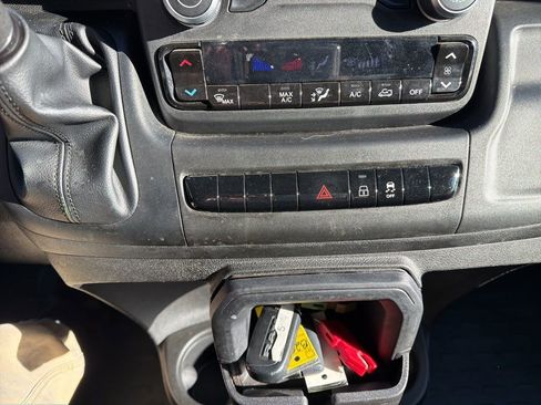 Used 2023 RAM ProMaster 2500 image 18