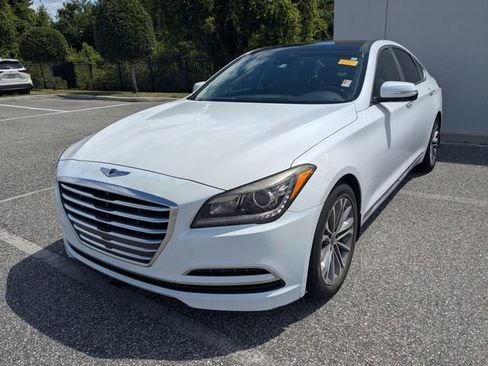 Used 2015 Hyundai Genesis 3.8 w/ Option Group 02 image 2
