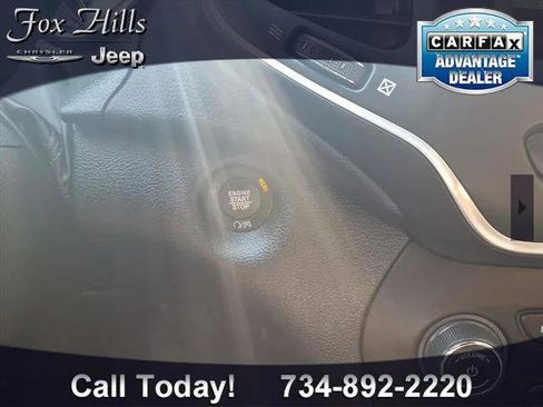 Certified 2023 Jeep Cherokee Altitude Lux image 24