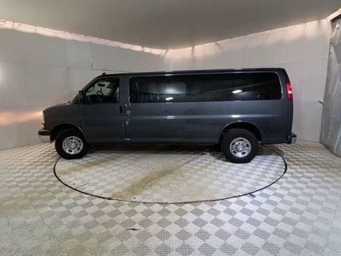 Used 2016 Chevrolet Express 3500 LT w/ LT Preferred Equipment Group RWD image 8