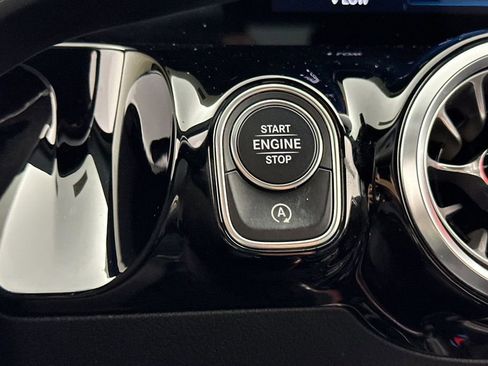 Certified 2023 Mercedes-Benz GLA 250 image 28
