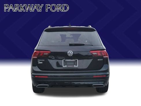 Used 2020 Volkswagen Tiguan SE R-Line AWD/4WD image 4