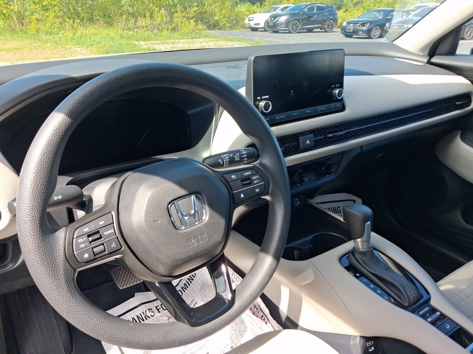 Used 2025 Honda HR-V LX image 4
