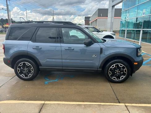 Certified 2025 Ford Bronco Sport Outer Banks w/ Outer Banks Tech Package+ AWD/4WD image 4