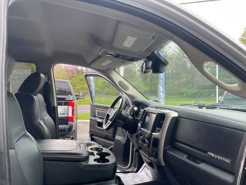 Used 2015 RAM 2500 Laramie w/ Protection Group image 35