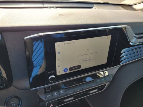 Used 2025 Toyota Camry LE FWD image 13