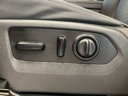 Used 2019 Chevrolet Silverado 1500 RST image 12