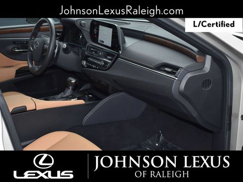 Certified 2024 Lexus ES 350 w/ Premium Package FWD image 11