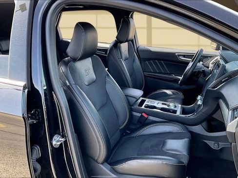 Used 2023 Ford Edge ST image 7