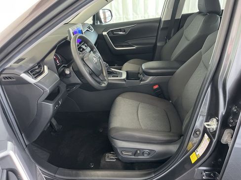 Used 2023 Toyota RAV4 XLE image 3