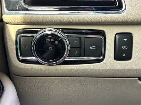 Used 2019 Lincoln Navigator Reserve image 40