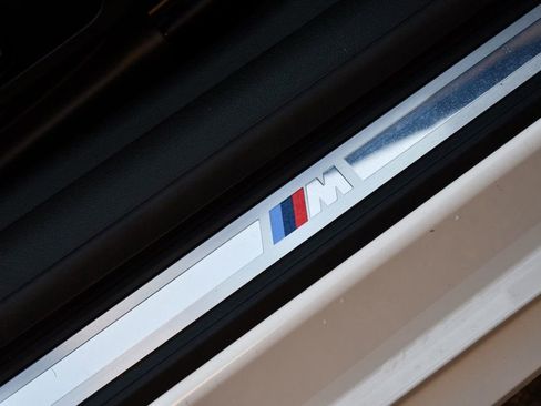 Used 2022 BMW M440i Convertible image 46