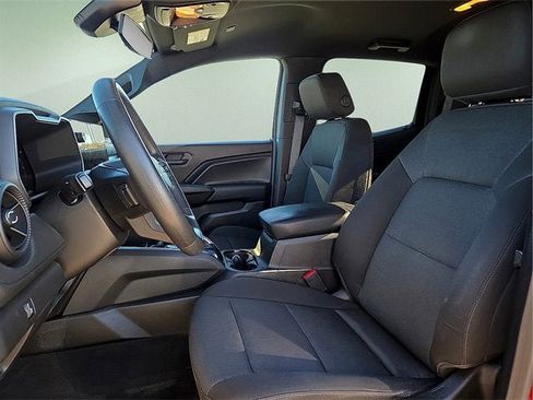 Used 2024 Chevrolet Colorado Trail Boss w/ Technology Package image 16