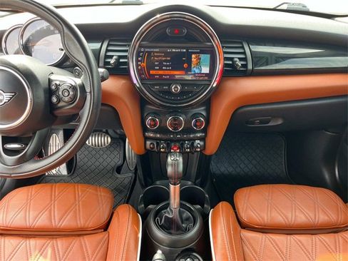 Used 2019 MINI Cooper S image 5