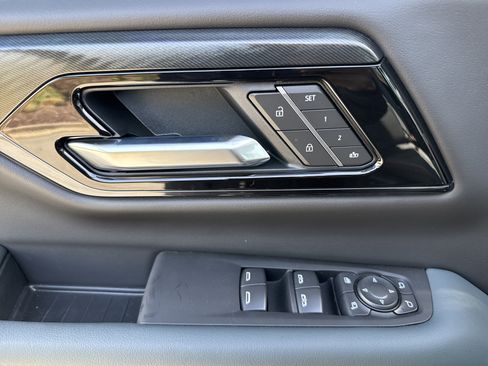New 2026 GMC Yukon XL AT4 w/ AT4 Premium Plus Package AWD/4WD image 15