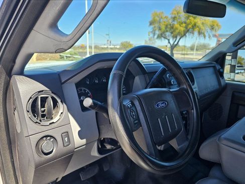 Used 2011 Ford F250 XL w/ PWR Equipment Group image 18