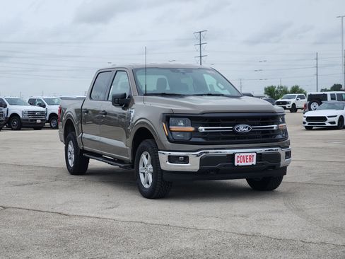 New 2026 Ford F150 XLT w/ FX4 Off-Road Package AWD/4WD image 2