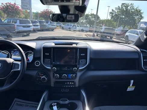 New 2026 RAM 1500 Express AWD/4WD image 25
