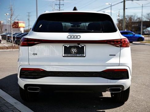 New 2025 Audi Q5 Premium AWD/4WD image 9