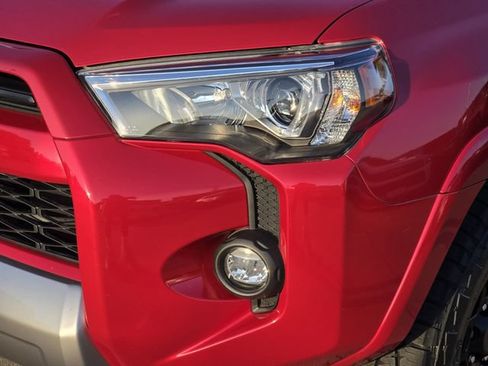 Used 2024 Toyota 4Runner TRD Off-Road Premium w/ Moonroof Package AWD/4WD image 6