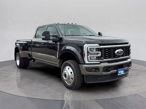Used 2026 Ford F450 King Ranch w/ FX4 Off-Road Package image 9