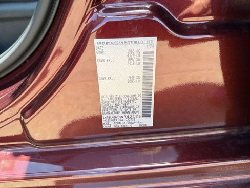Used 2025 Nissan Altima 2.5 SV FWD image 29