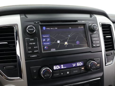 Used 2016 Nissan Titan SL RWD image 27