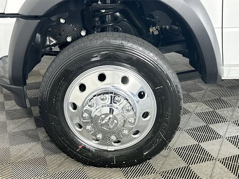 New 2026 RAM 5500 Tradesman w/ Chrome Appearance Group image 16