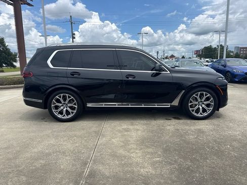 Used 2024 BMW X7 xDrive40i w/ Premium Package AWD/4WD image 6